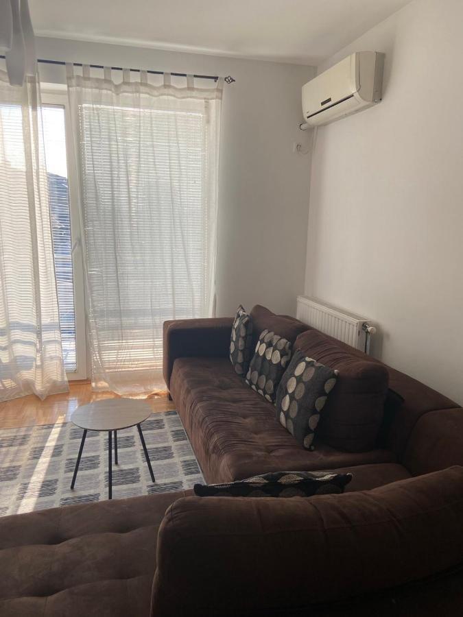My Place 普里什蒂纳 外观 照片