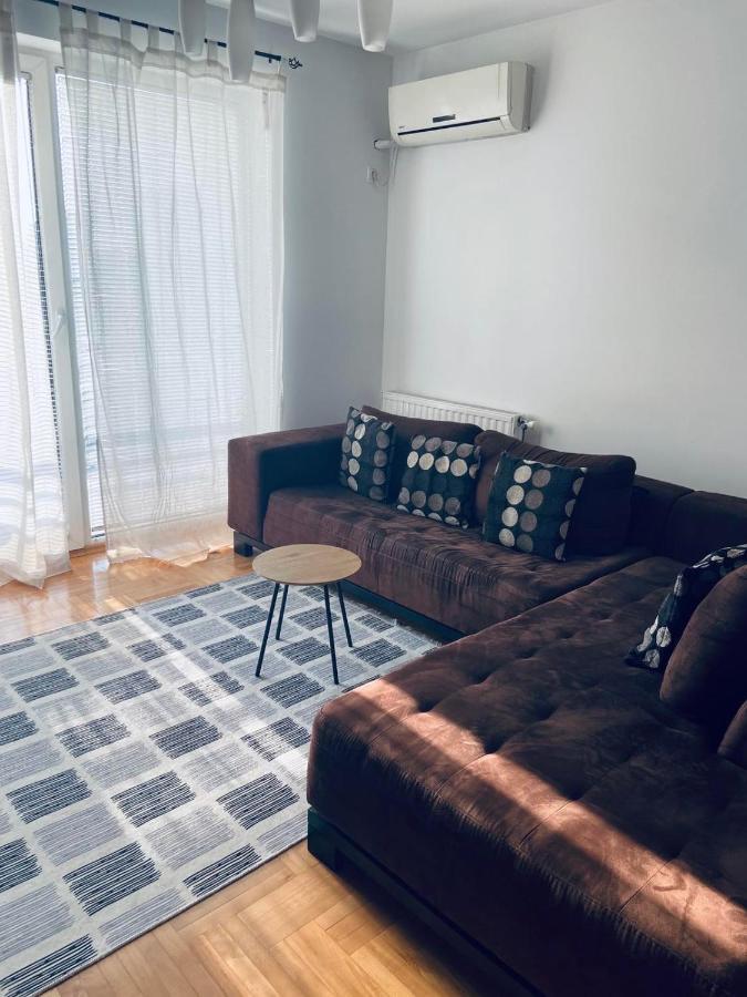 My Place 普里什蒂纳 外观 照片